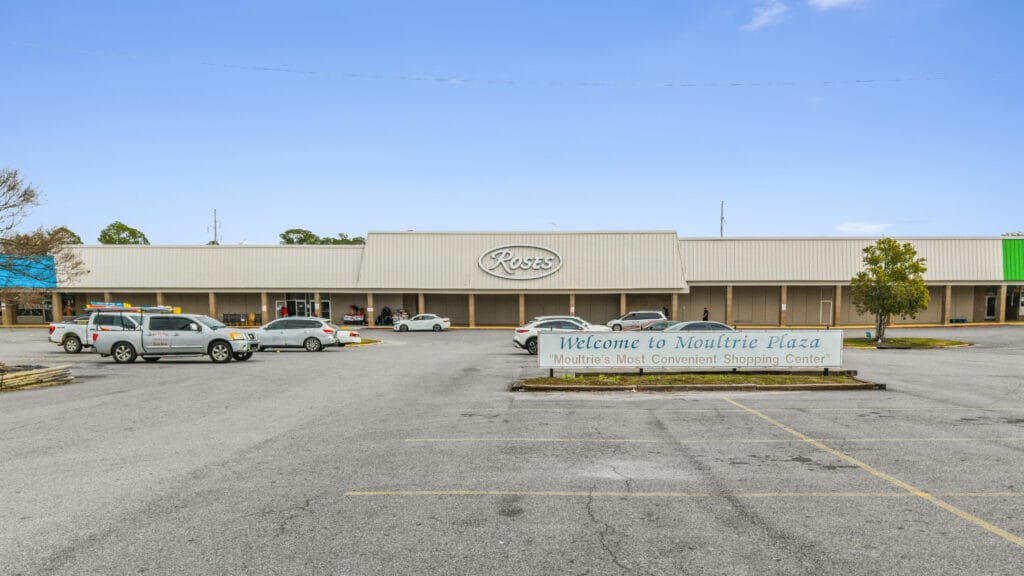 Exterior view of Moultrie Plaza showcasing its modern architecture and surrounding landscaping in Moultrie, GA.